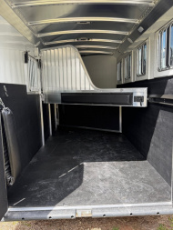 New 2026 4-Star Trailers 4 Horse Slant Side Closet Gooseneck Horse Trailer