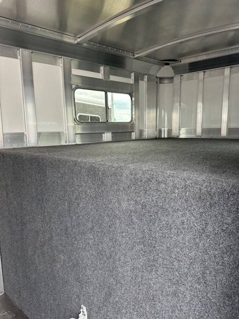 New 2026 4-STAR TRAILERS 2+1 Gooseneck Horse Trailer