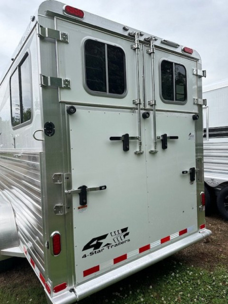 New 2026 4-STAR TRAILERS 2+1 Gooseneck Horse Trailer