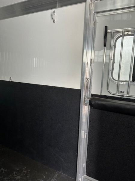 New 2026 4-STAR TRAILERS 2+1 Gooseneck Horse Trailer