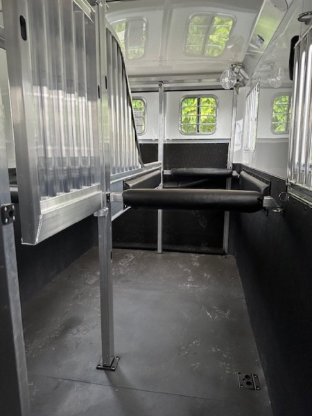 New 2026 4-STAR TRAILERS 2+1 Gooseneck Horse Trailer