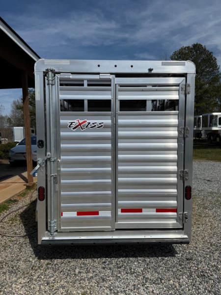New 2026 Exiss Trailers Express 616 Horse Trailer