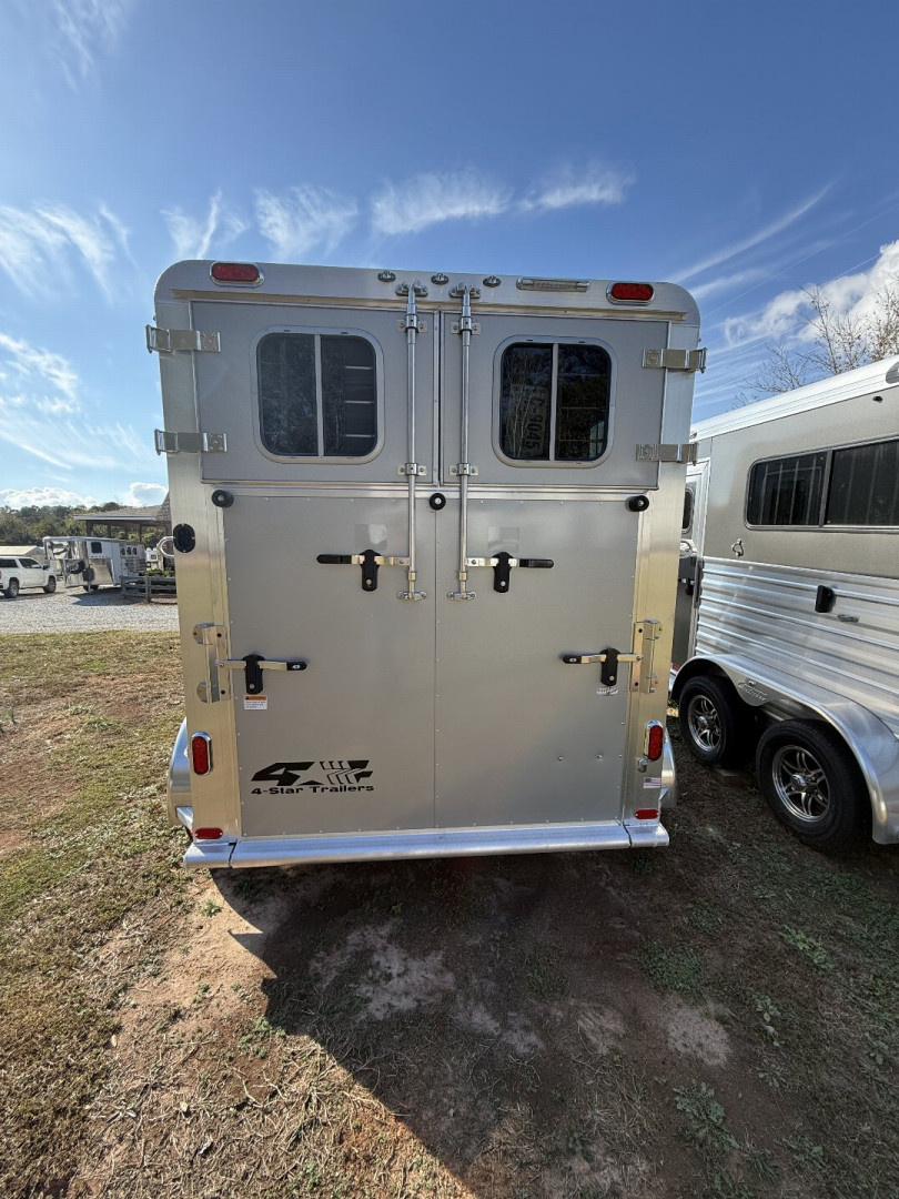 New 2026 4-STAR TRAILERS SILVER 2 Horse Straight Load Bumper Pull