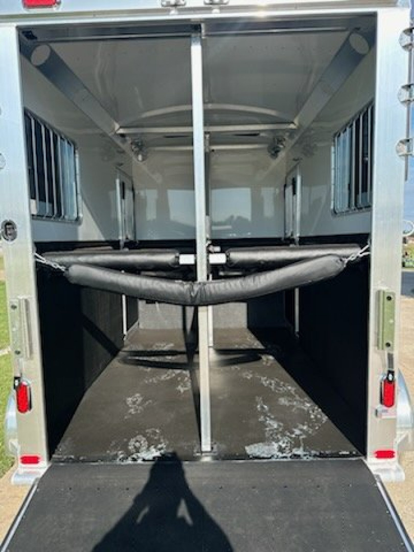 New 2026 4-STAR TRAILERS SILVER 2 Horse Straight Load Bumper Pull Horse ...