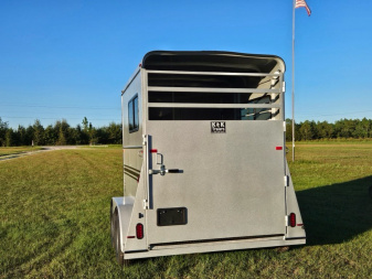 New 2025 BEE Wrangler 2 Horse Straight Load BP Horse Trailer