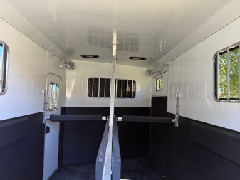 New 2025 ADAM 2 Horse Straightload JuLite Side Ramp Bumper Pull