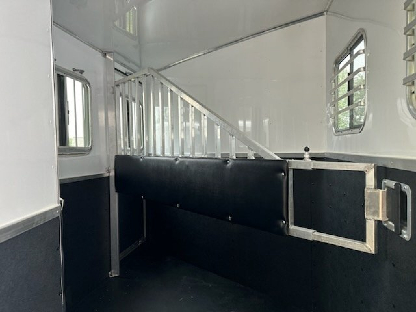 New 2026 Kiefer Manufacturing Kruiser 2 Horse Slant Load Bumper Pull Horse Trailer