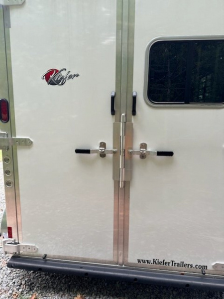 New 2026 Kiefer Manufacturing Kruiser 2 Horse Slant Load Bumper Pull Horse Trailer