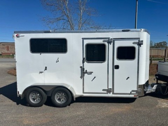 New 2026 KIEFER MANUFACTURING Kruiser 2 Horse Straight Horse Trailer