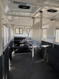 New 2025 ADAM Custom Coach 4 Horse Head to Head Horse Trailer