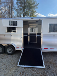 New 2025 ADAM Custom Coach 4 Horse Head to Head Horse Trailer