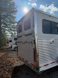 New 2025 ADAM Custom Coach 4 Horse Head to Head Horse Trailer