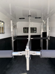 New 2025 ADAM Jubilee 2H ST Load w/Side ramp Horse Trailer