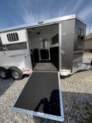 New 2025 ADAM Jubilee 2H ST Load w/Side ramp Horse Trailer