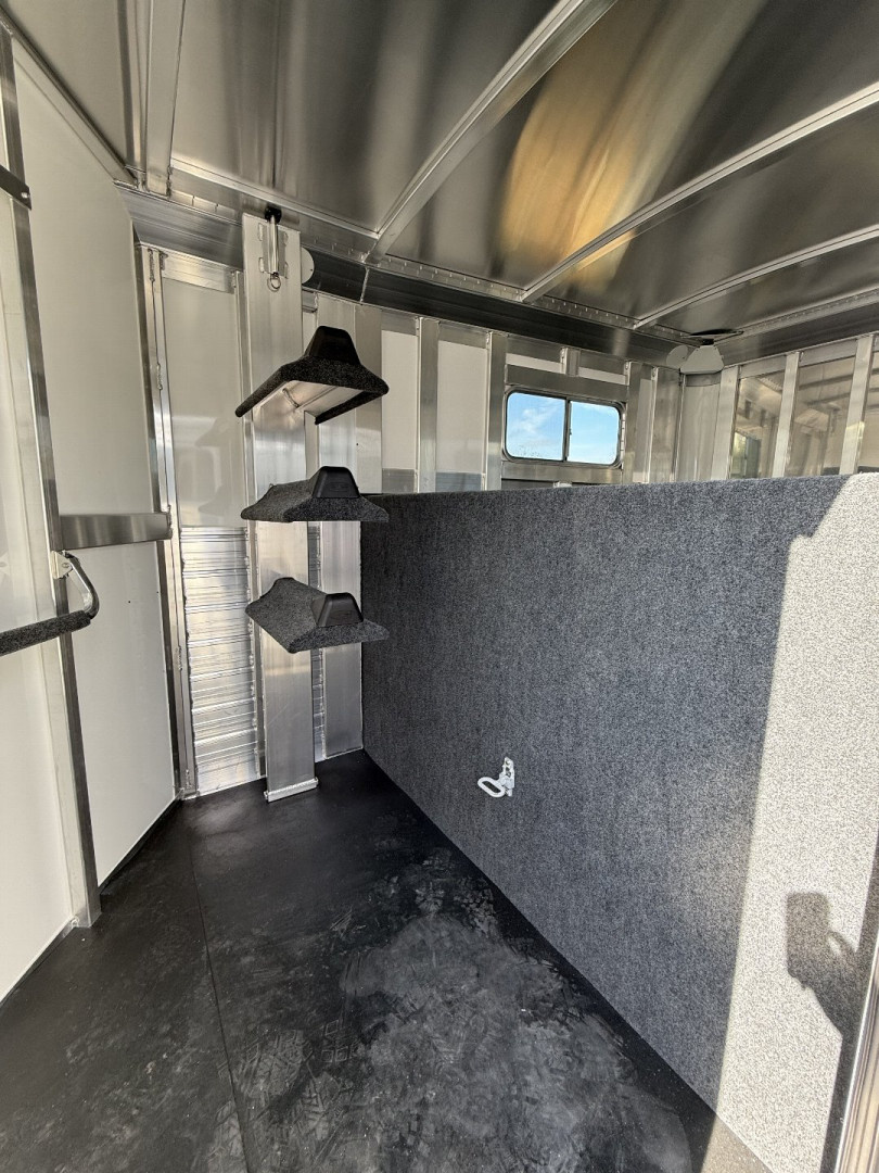 New 2026 4-Star Trailers 3 Horse Slant 7'6 tall Gooseneck Horse Trailer