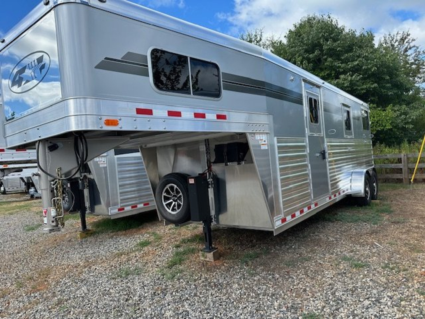 New 2027 4-Star Trailers 2+1 Gooseneck Horse Trailer