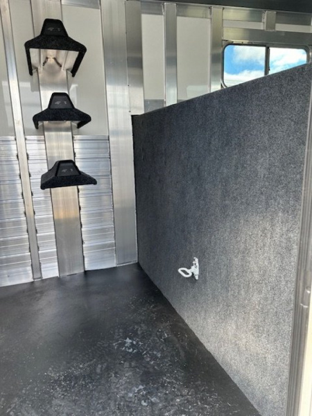 New 2027 4-Star Trailers 2+1 Gooseneck Horse Trailer