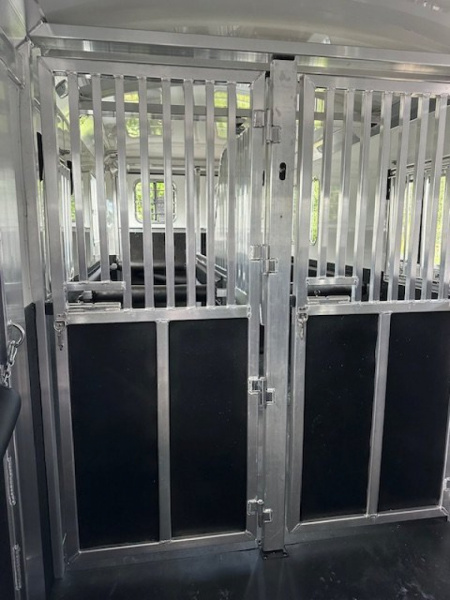 New 2027 4-Star Trailers 2+1 Gooseneck Horse Trailer