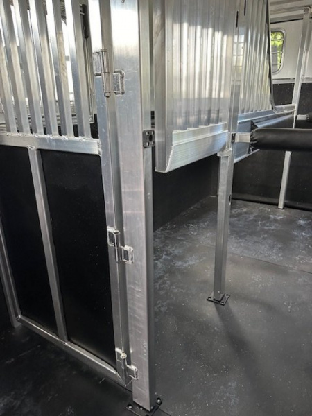 New 2027 4-Star Trailers 2+1 Gooseneck Horse Trailer