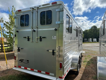 New 2027 4-Star Trailers 2+1 Gooseneck Horse Trailer
