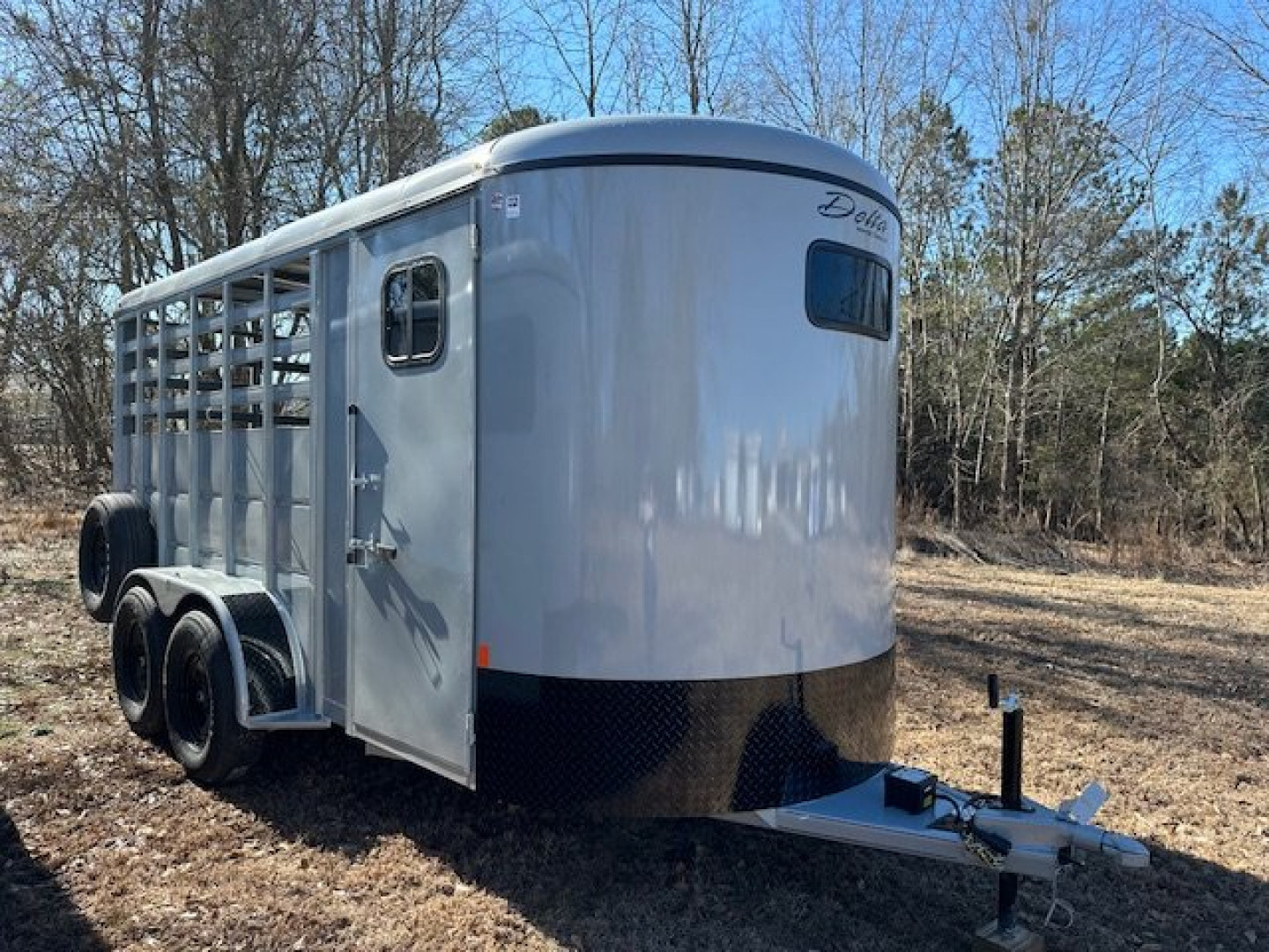 New 2025 Delta Trailers 3 Horse Slant Load BP Horse Trailer
