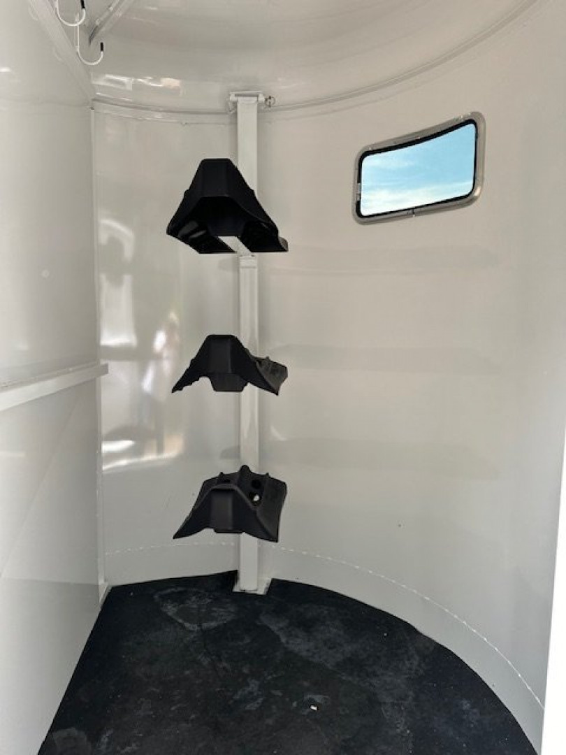 New 2025 DELTA TRAILERS 3 Horse Slant Load BP Horse Trailer