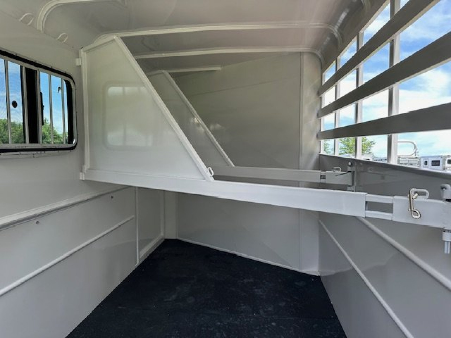 New 2025 DELTA TRAILERS 3 Horse Slant Load BP Horse Trailer