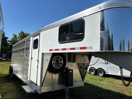 New 2026 Cimarron Trailers Lonestar LS24G Horse Trailer