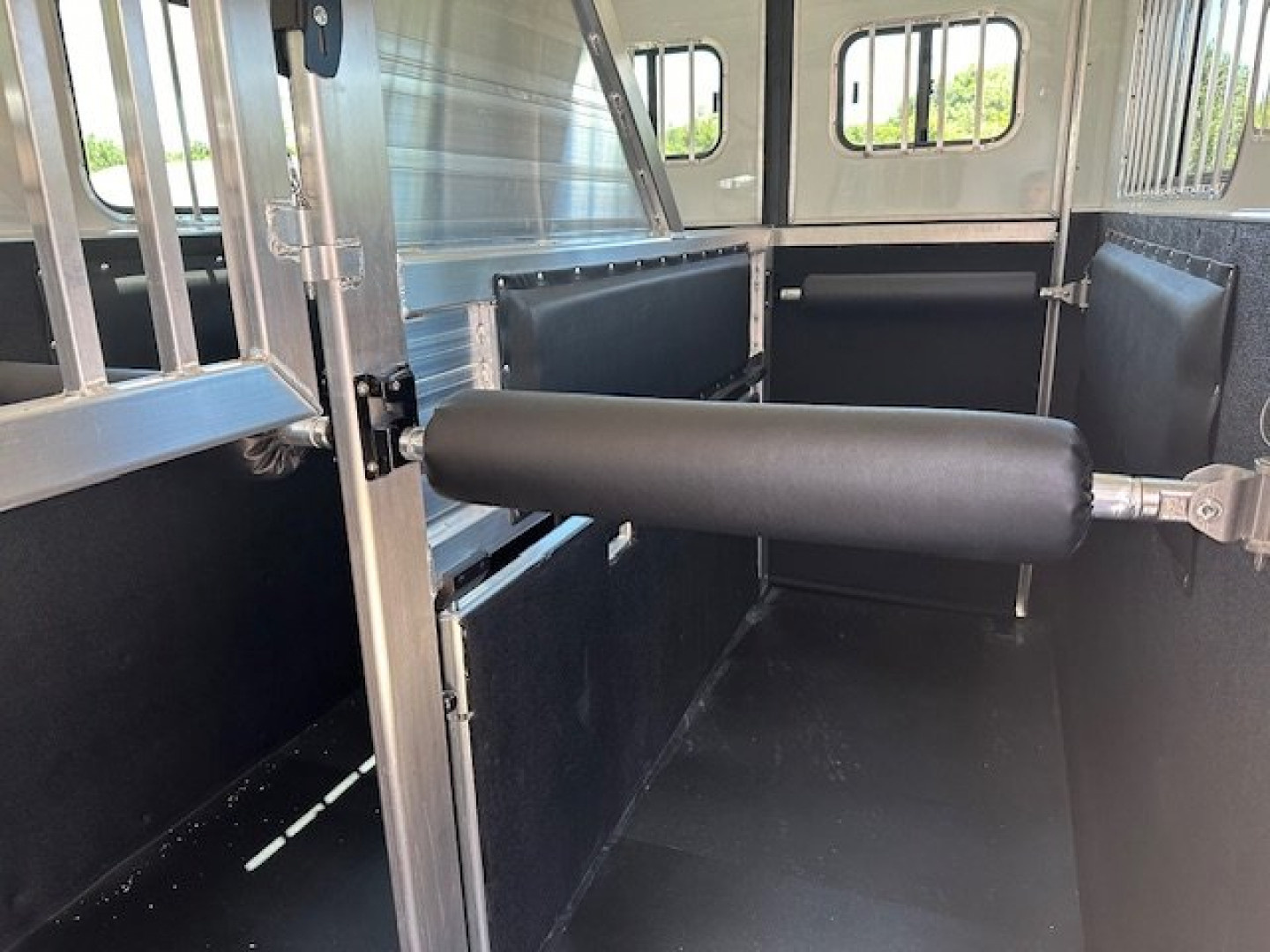 New 2027 Cimarron Trailers Norstar 2 Horse Side Ramp Horse Trailer