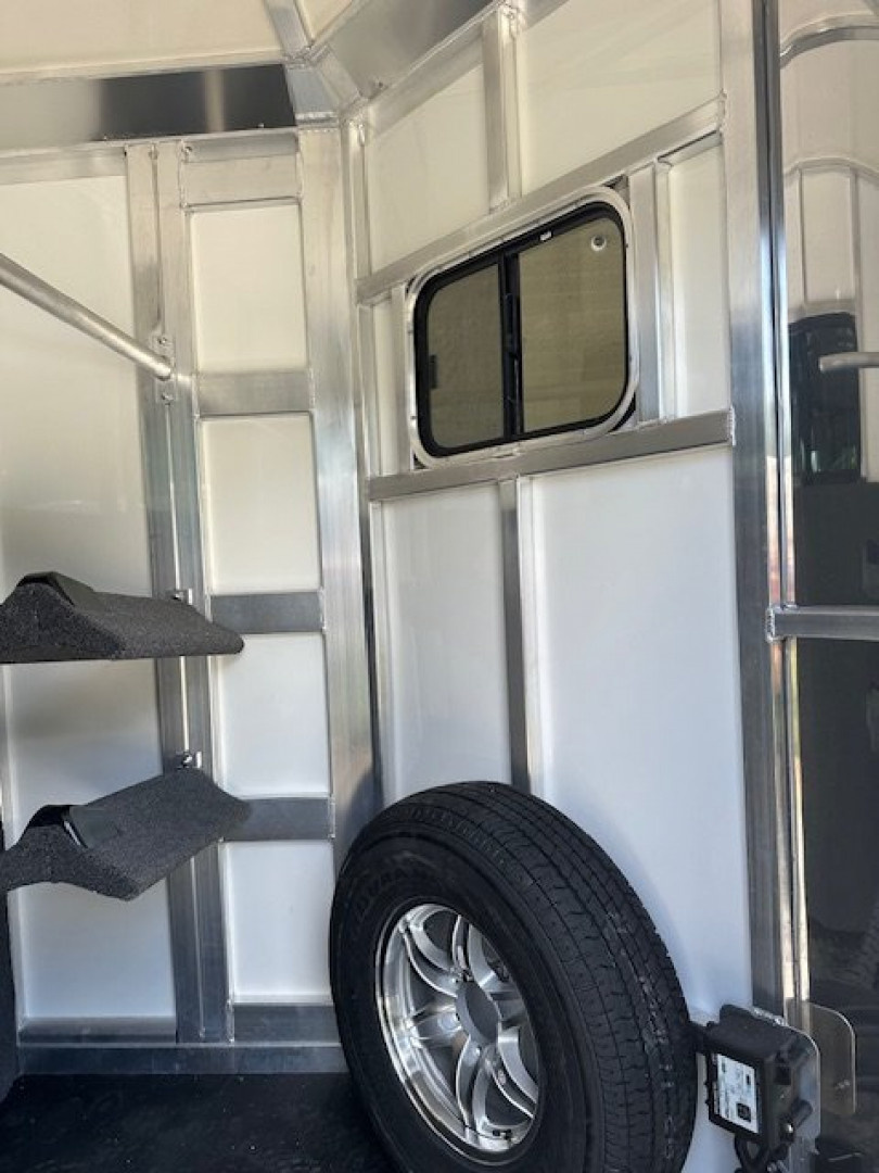 New 2027 Cimarron Trailers Norstar 2 Horse Side Ramp Horse Trailer