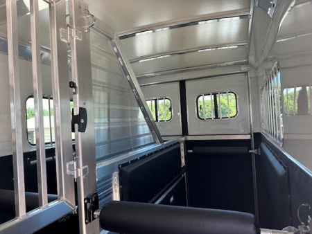 New 2027 Cimarron Trailers Norstar 2 Horse Side Ramp Horse Trailer