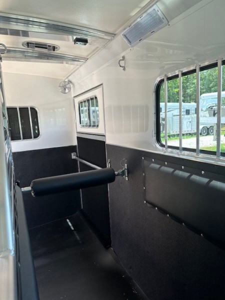 New 2027 Cimarron Trailers Norstar 2 Horse Side Ramp Horse Trailer