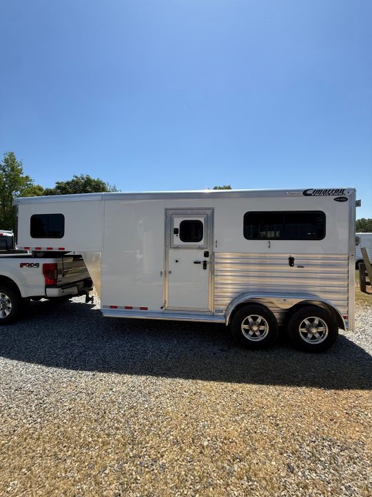 Consignment 2025 Cimarron Trailers Norstar 2 Horse Straightload Gooseneck w/WERM Horse Trailer