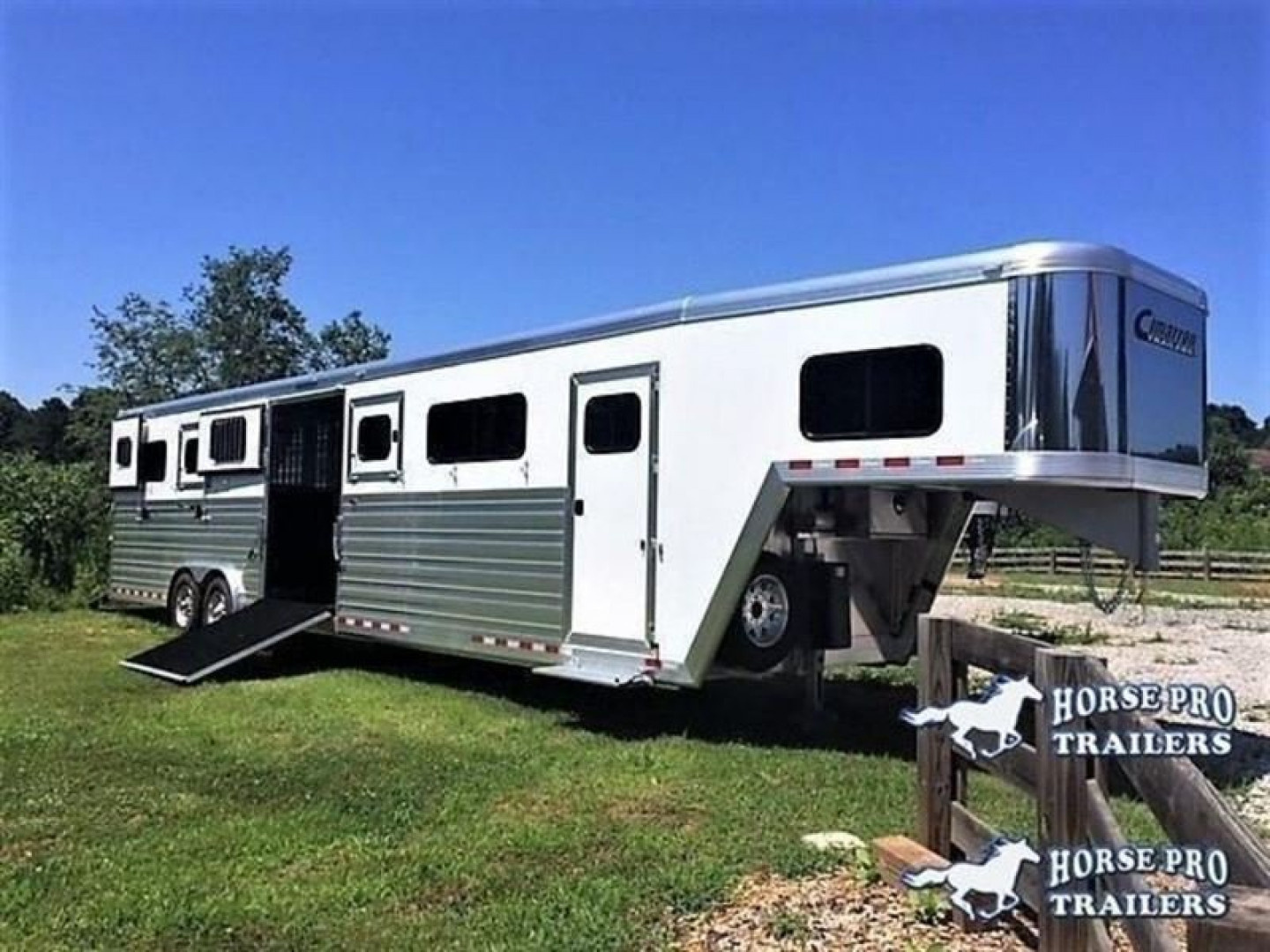 New 2027 Cimarron Trailers Norstar 6 Horse Head-To-Head Horse Trailer