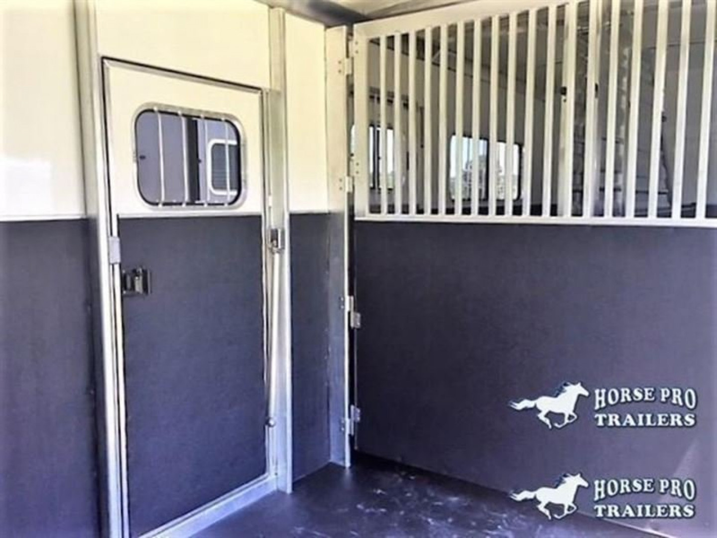 New 2027 Cimarron Trailers Norstar 6 Horse Head-To-Head Horse Trailer