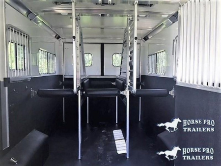 New 2027 Cimarron Trailers Norstar 6 Horse Head-To-Head Horse Trailer