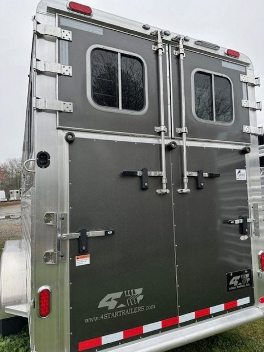 New 2027 4-Star Trailers 2+1 Gooseneck Horse Trailer