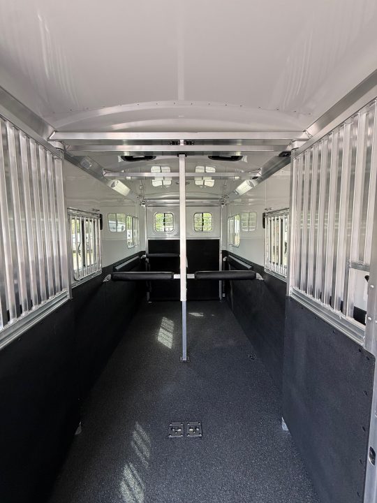 New 2027 4-Star Trailers 2+1 Gooseneck Horse Trailer