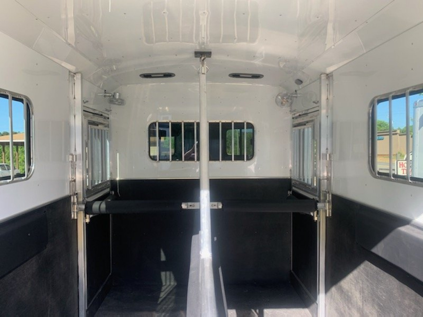 New 2025 ADAM Jubilee Horse Trailer