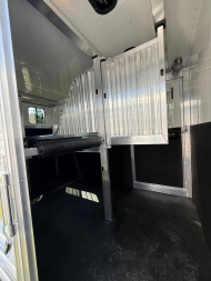 New 2026 4-Star Trailers 2 Horse Straight load Gooseneck Horse Trailer
