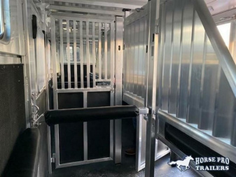 New 2026 4-STAR TRAILERS 2+2 Gooseneck Horse Trailer