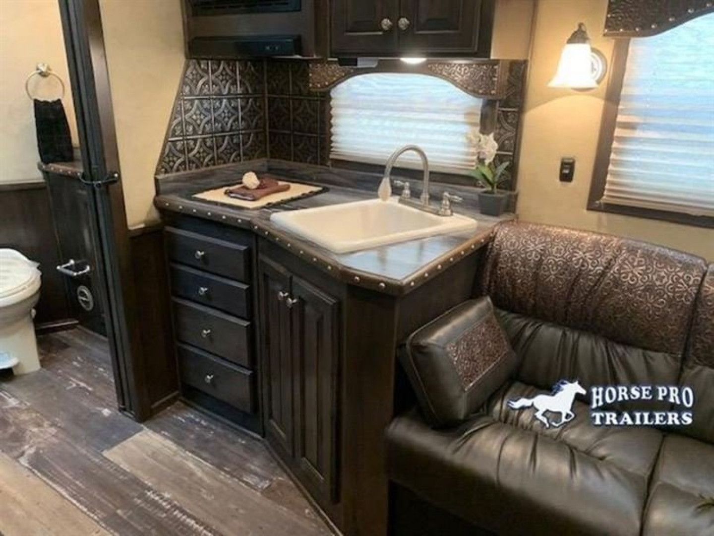 New 2025 4-Star Trailers 3 - Horse 13' Living Quarters Horse Trailer