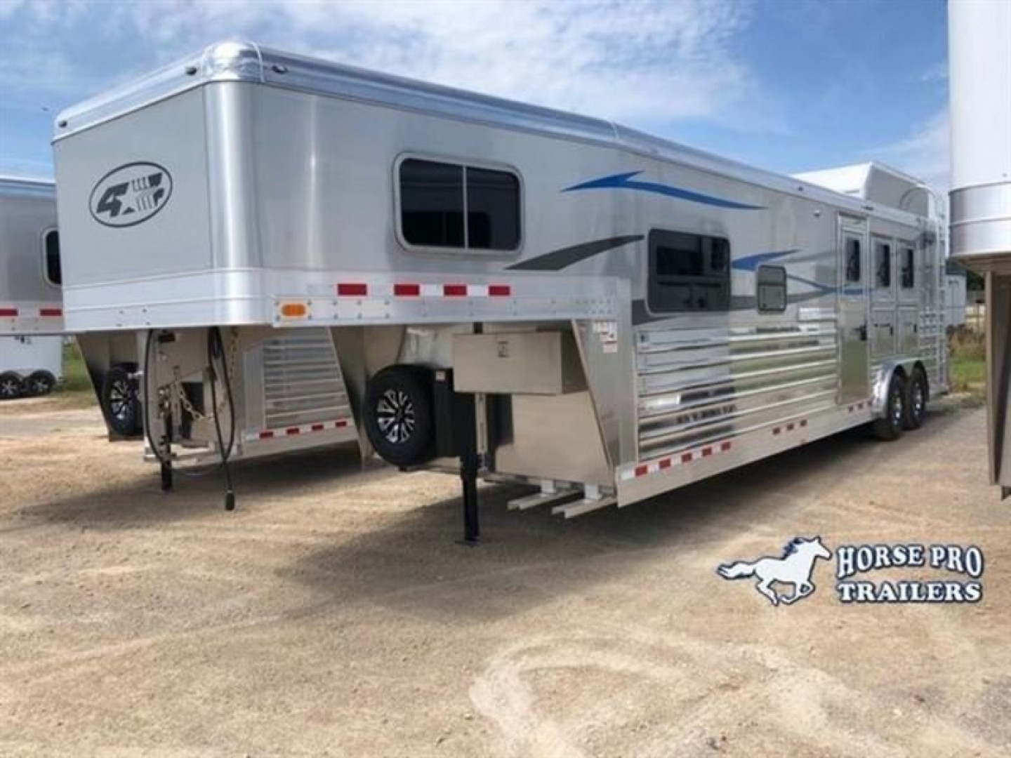 New 2025 4-Star Trailers 3 - Horse 13' Living Quarters Horse Trailer