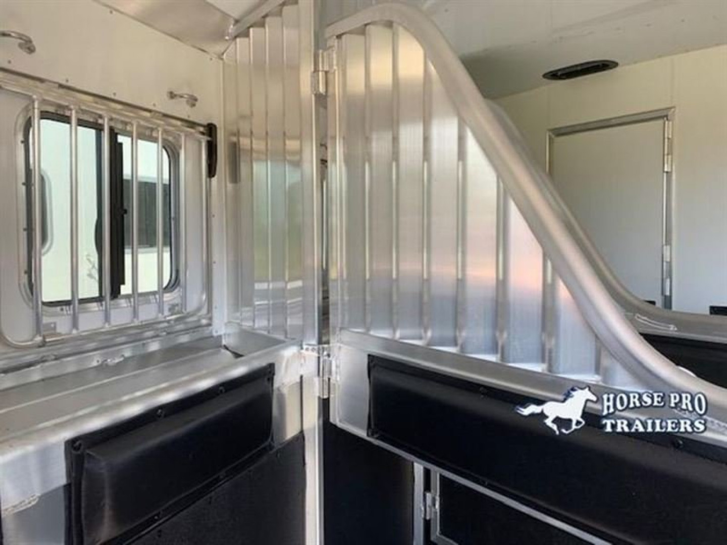 New 2025 4-Star Trailers 3 - Horse 13' Living Quarters Horse Trailer