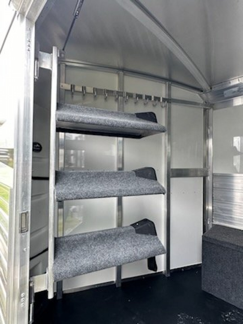 New 2025 4-STAR TRAILERS 3 Horse Slant Gooseneck Horse Trailer