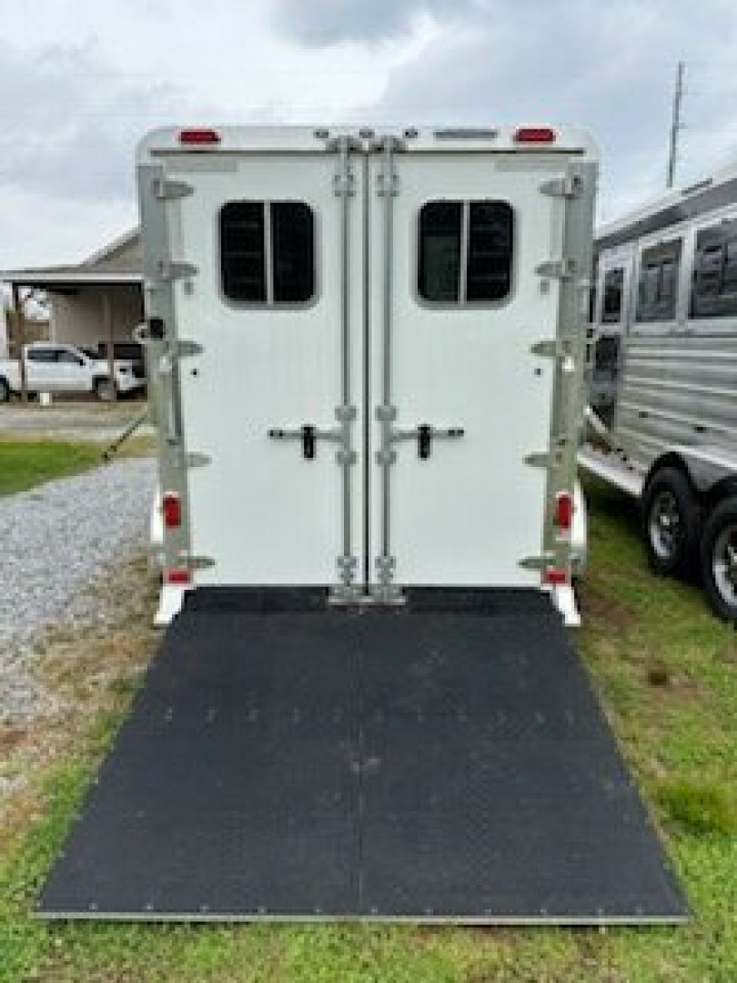 New 2025 4-STAR TRAILERS 3 Horse Slant Gooseneck Horse Trailer