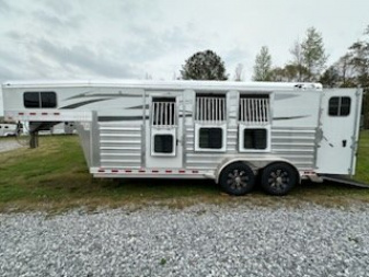 New 2025 4-STAR TRAILERS 3 Horse Slant Gooseneck Horse Trailer