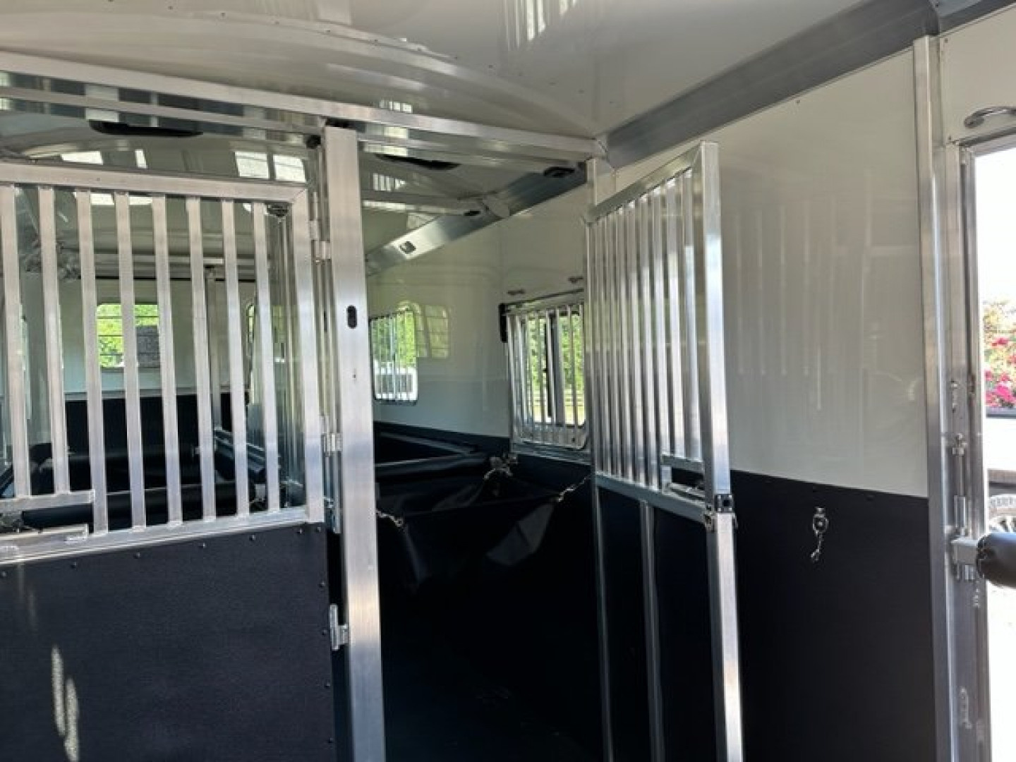 New 2025 4-Star Trailers 4 - Horse Head to Head 8' Tall Gooseneck Horse Trailer