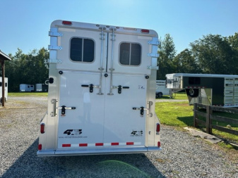 New 2025 4-Star Trailers 4 - Horse Head to Head 8' Tall Gooseneck Horse Trailer