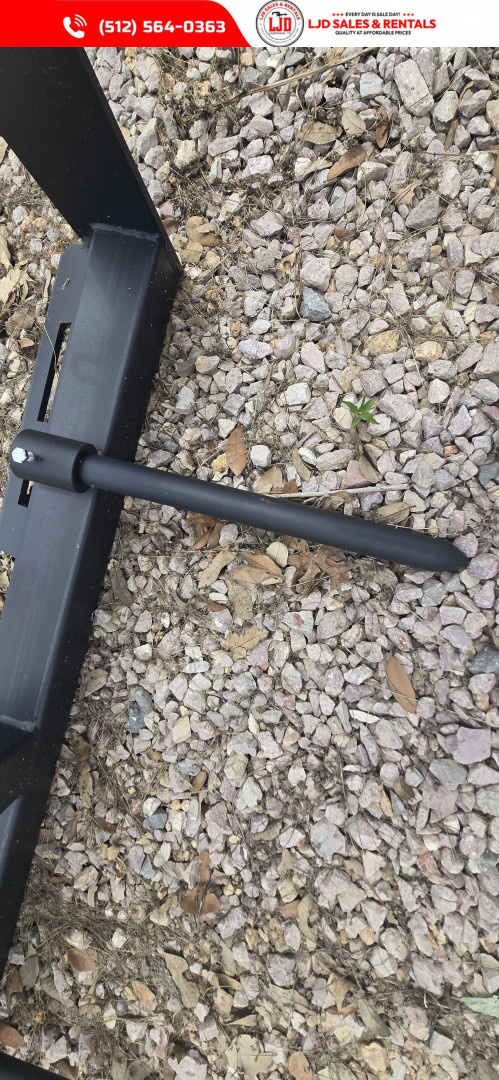 New Vevor - Hay spear